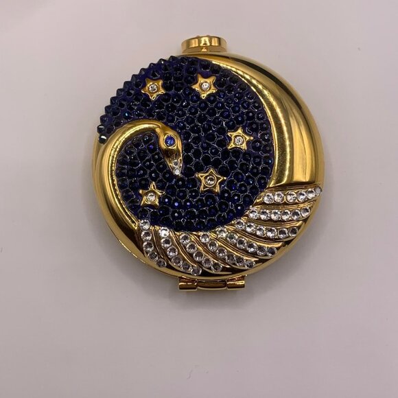 Estee Lauder Limited Edition Swan Dreams Powder Compact by Monica Rich Kosann - Picture 3 of 10